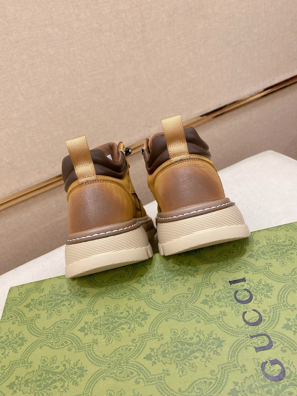 Gucci Premium Italian Leather Loafers